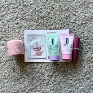 NEW Clinique Sample Bundle